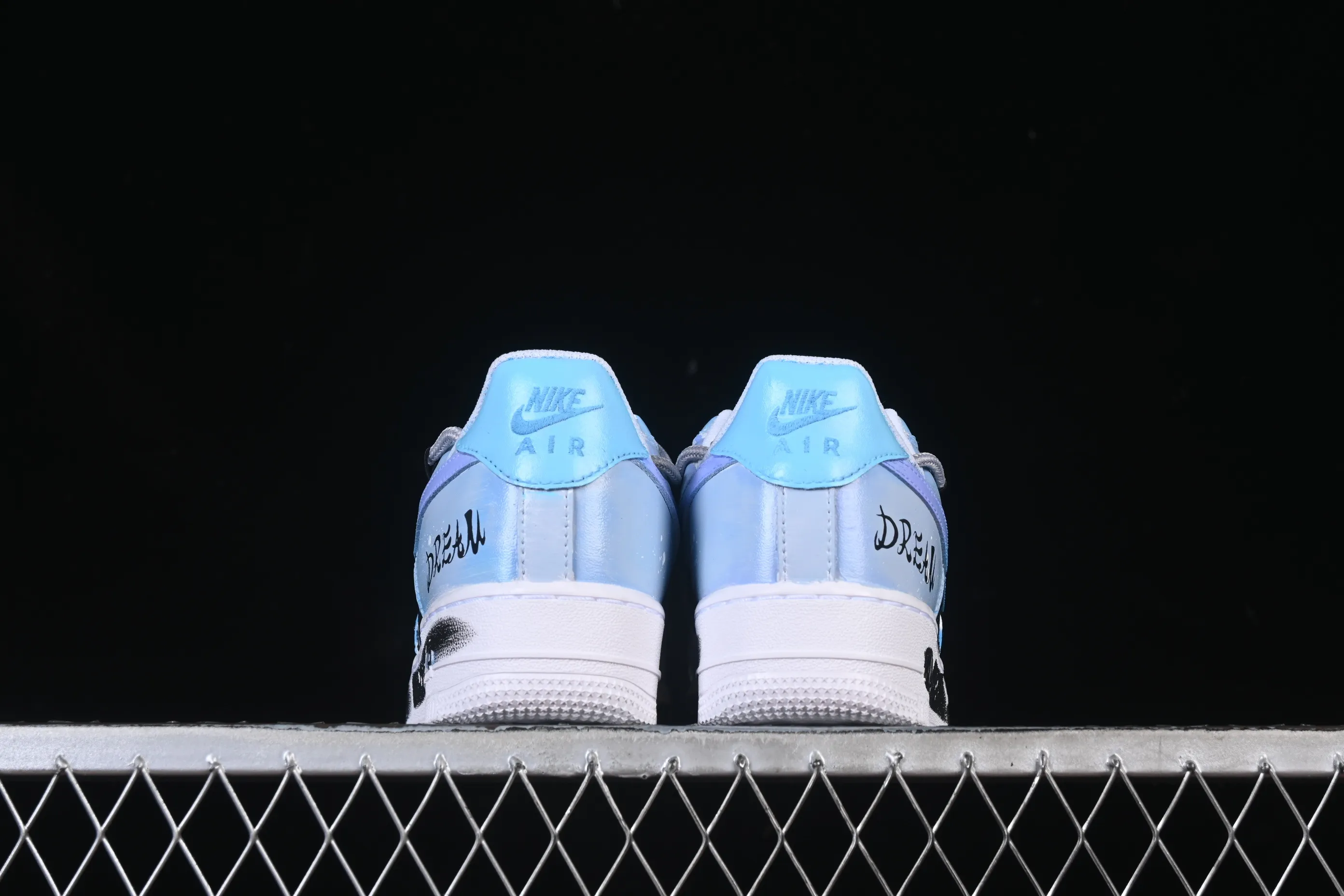 All categories Nk Air Force 1 Air Force series Nk Air Force 1 Low Air Force low top Nike Air Force 1'07 Low "Chasing Dream" Hand-painted graffiti Yunlang Zhumeng Air Force One low-top casual sneakers CW2288-101